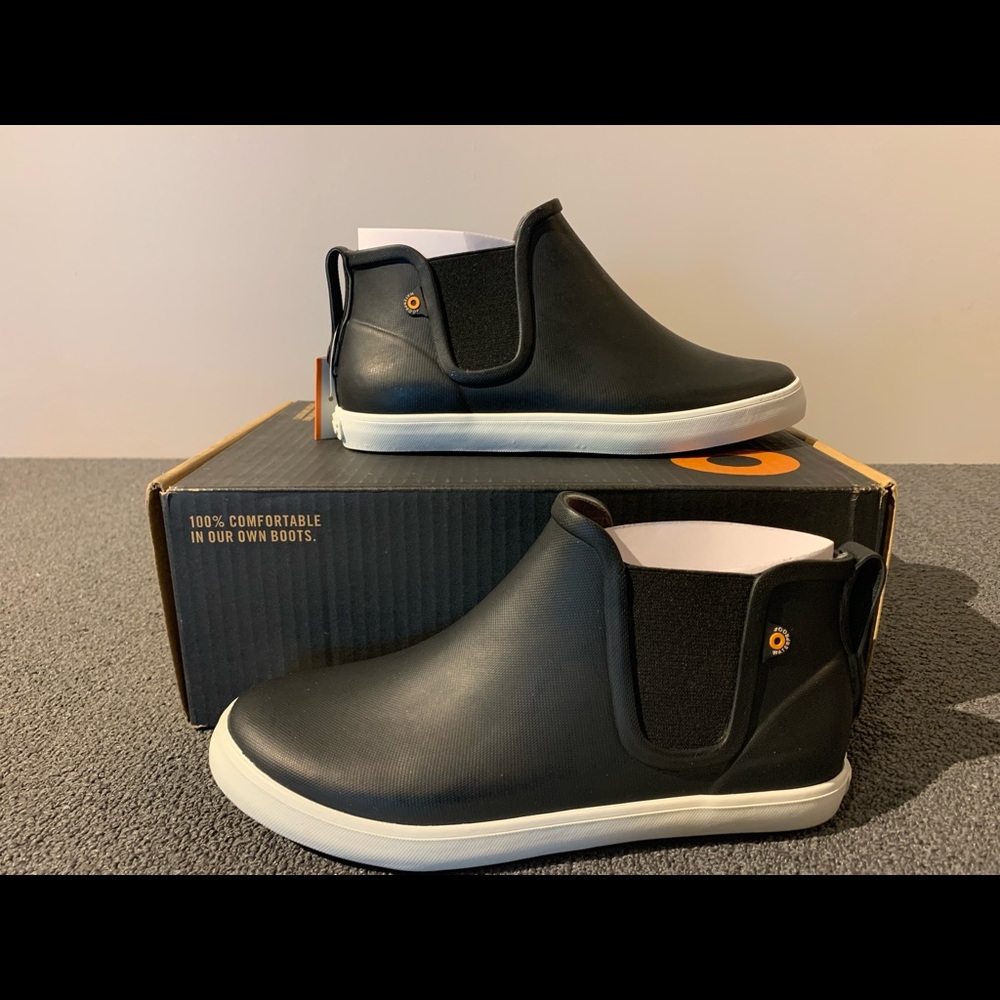 Womens rain boots